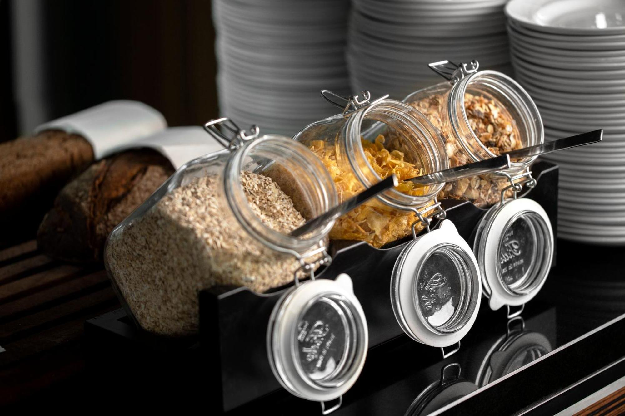 Wakeup - Aarhus Hotel Luaran gambar